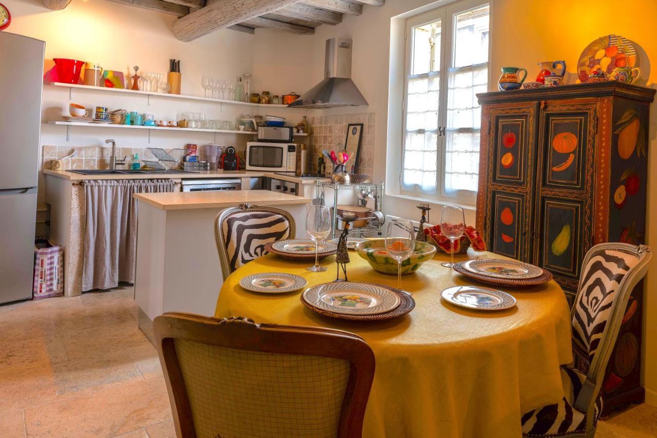 Chez Vous Apartment Uzes Exterior photo